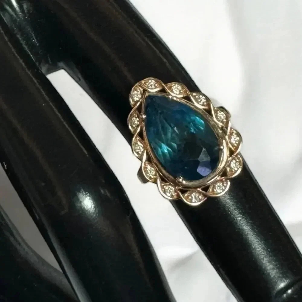 Le Vian 14K Gold Pear Shaped Natural Blue Topaz and Diamonds Ring, Size 5 - Picture 4 of 8